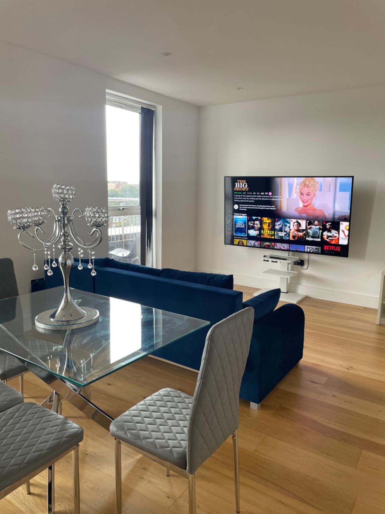 לונדון Luxury Top Floor Penthouse Apartment Near Heathrow מראה חיצוני תמונה